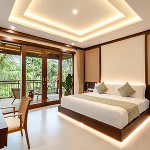 4* Resort Svarga Bebek